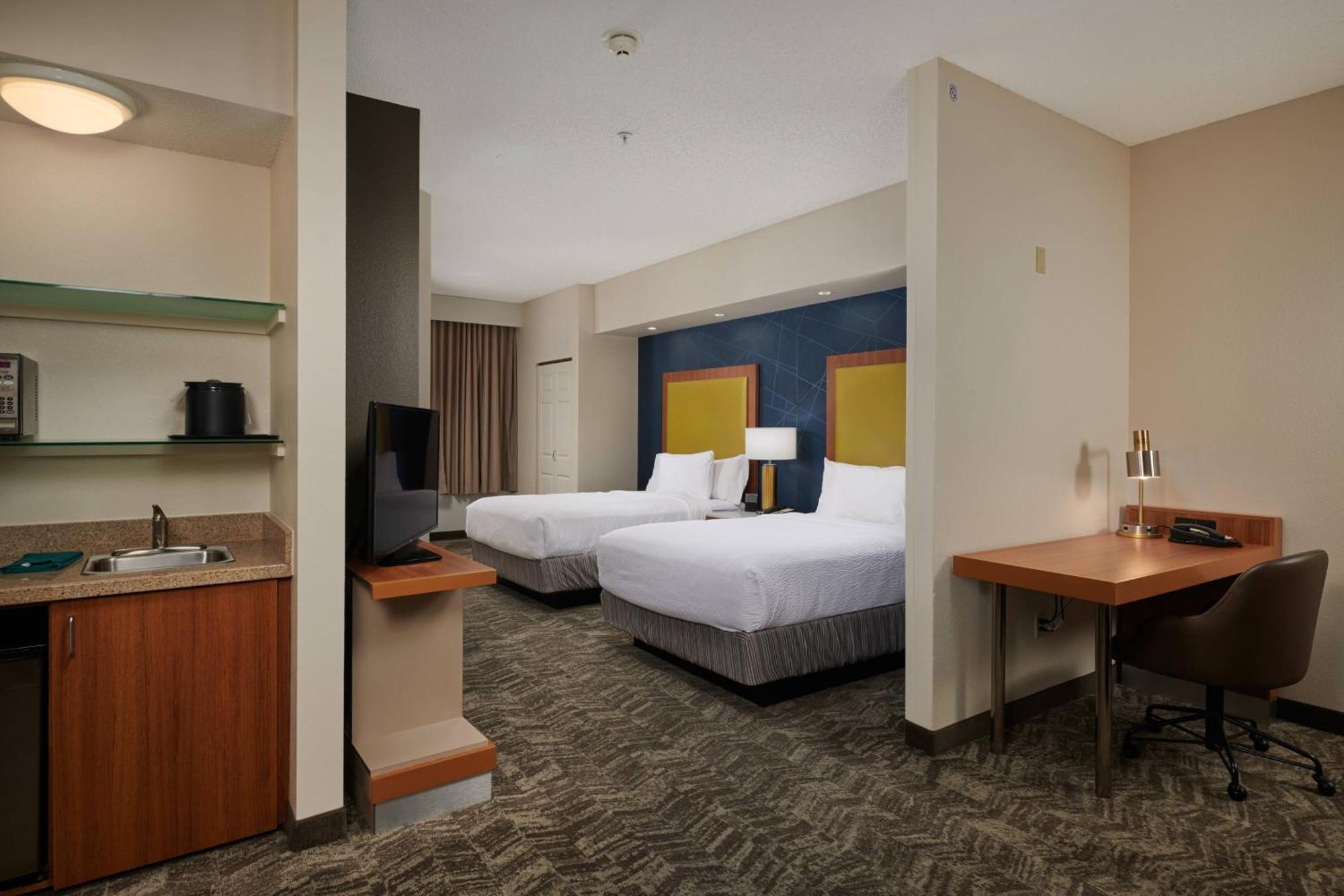 Springhill Suites By Marriott Baton Rouge North / Airport מראה חיצוני תמונה