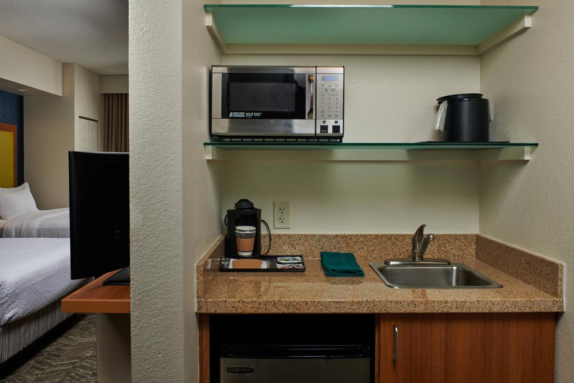 Springhill Suites By Marriott Baton Rouge North / Airport מראה חיצוני תמונה