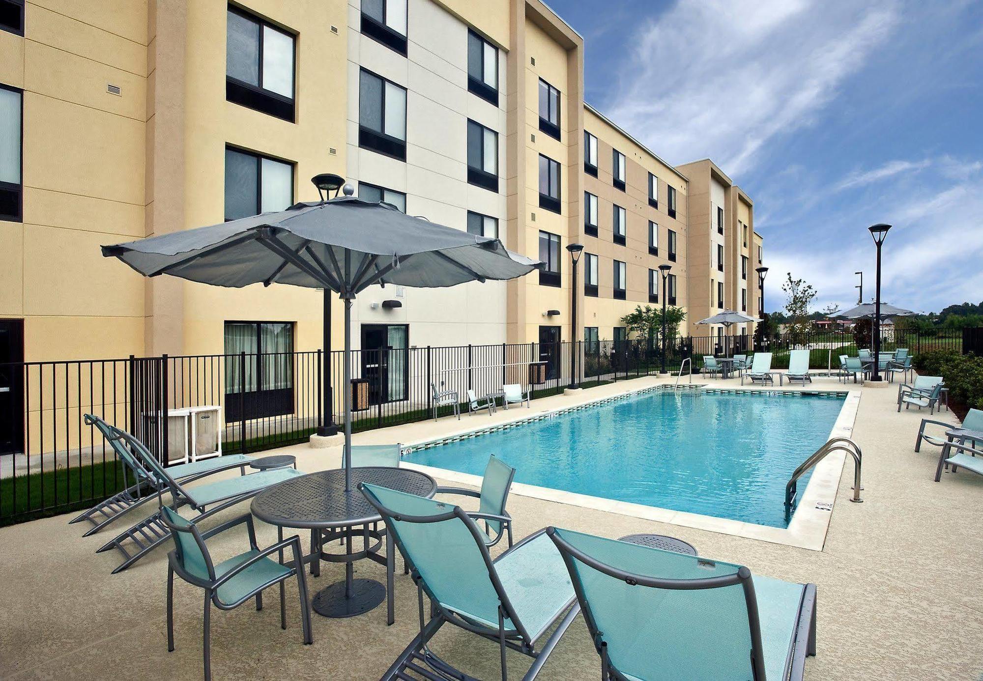 Springhill Suites By Marriott Baton Rouge North / Airport מראה חיצוני תמונה